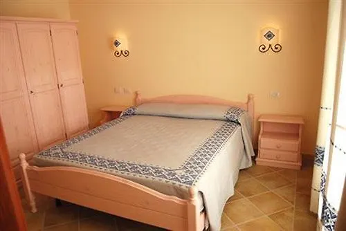 凡丹蒂2号酒店 酒店 圣特奥多罗